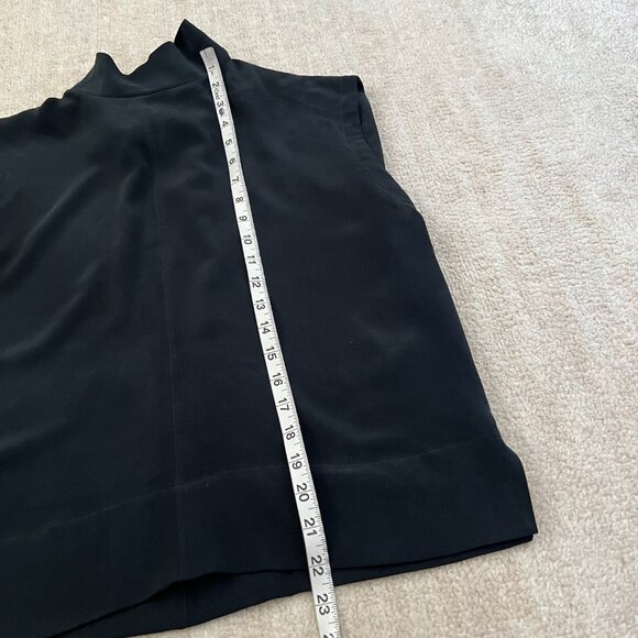 Everlane 100% Silk Boxy Sleeveless Tie Neck Black Blouse Top 4 - Picture 5 of 9